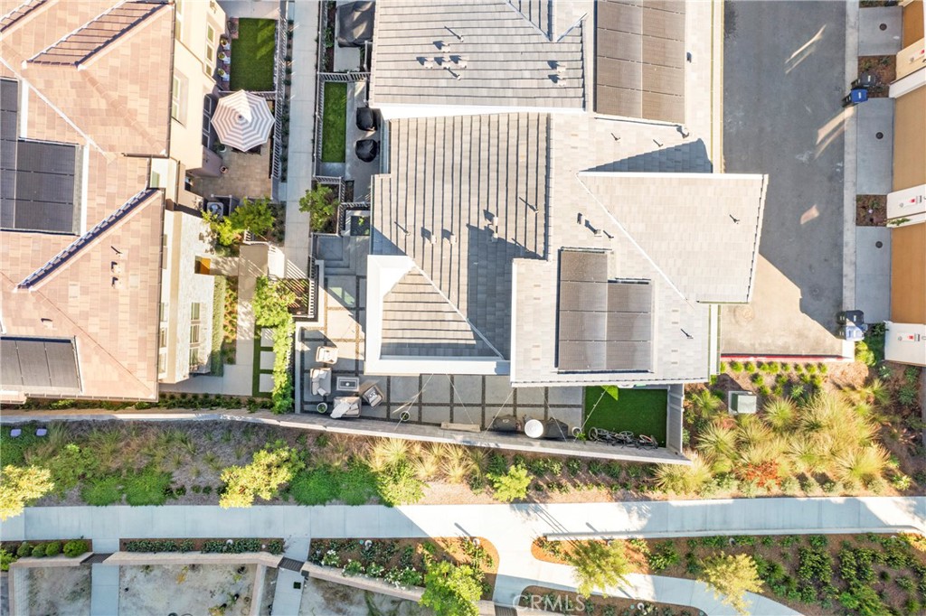 MLS #OC25251886 image #24