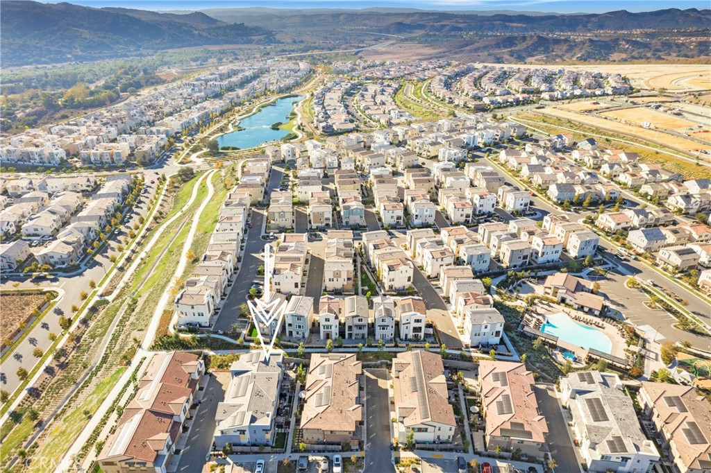 MLS #OC25251886 image #25