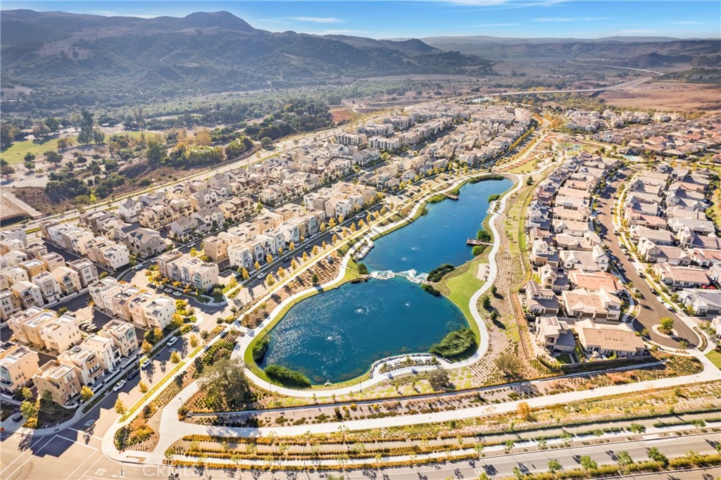 MLS #OC25251886 image #30