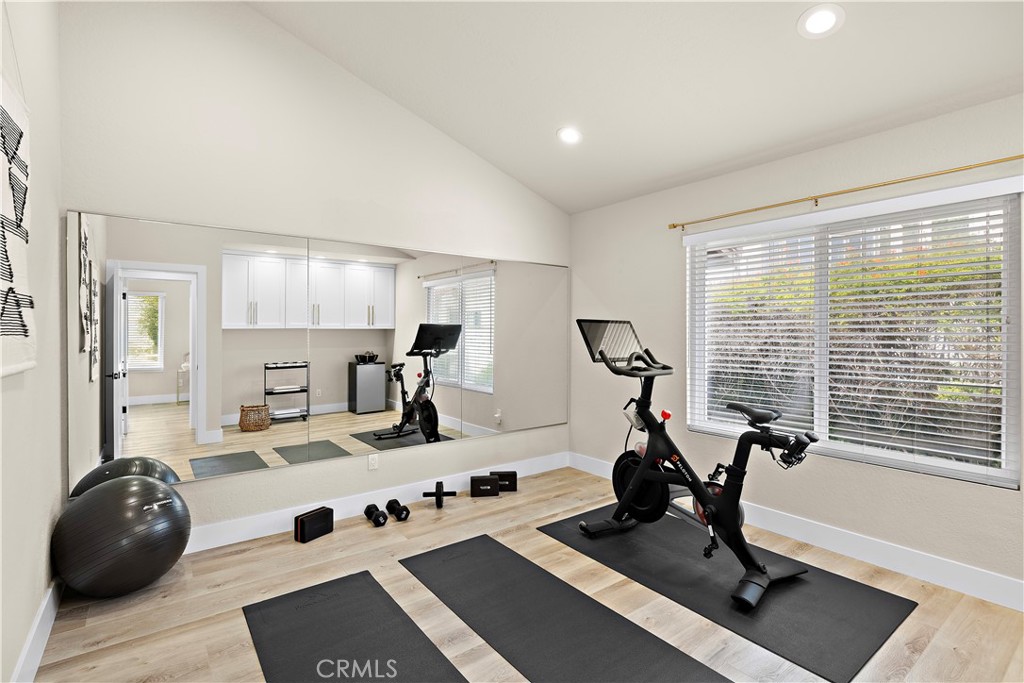 MLS #OC25251891 image #30