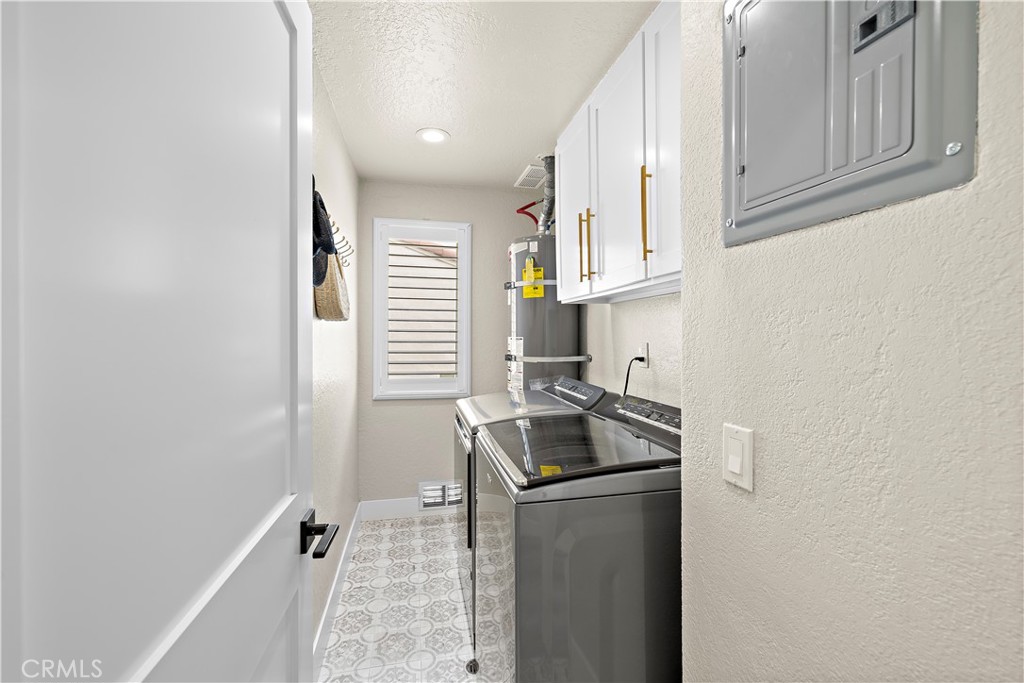 MLS #OC25251891 image #32