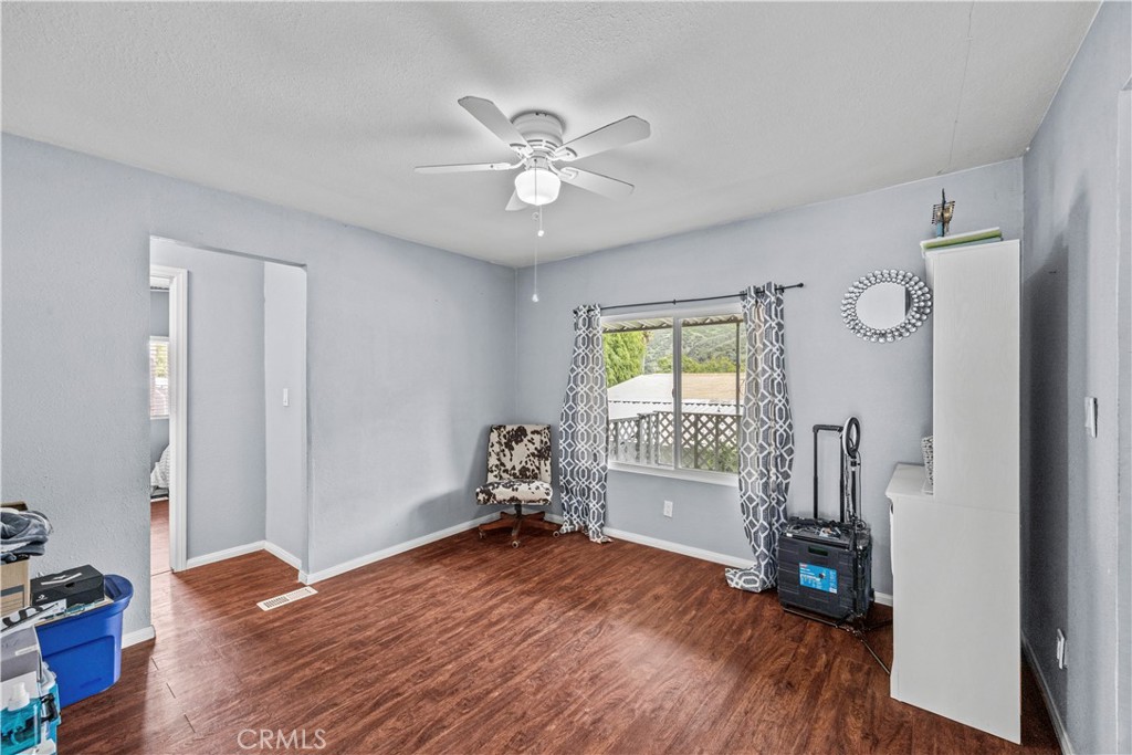 MLS #OC25251893 image #18