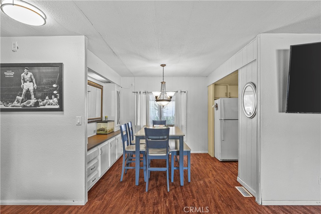 MLS #OC25251893 image #8