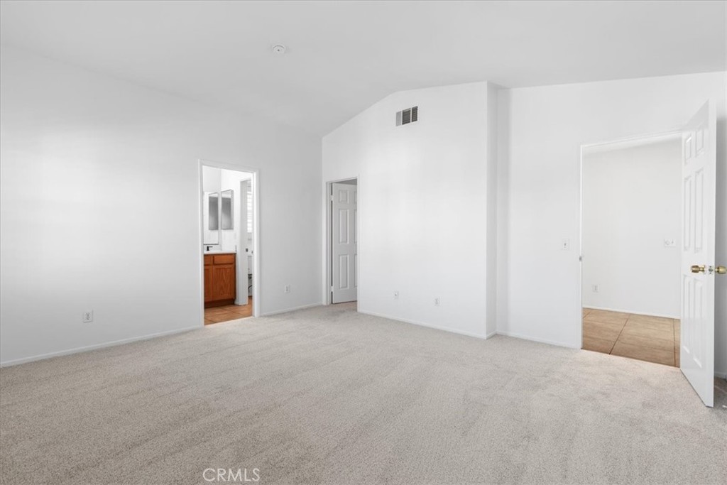 MLS #OC25251900 image #21