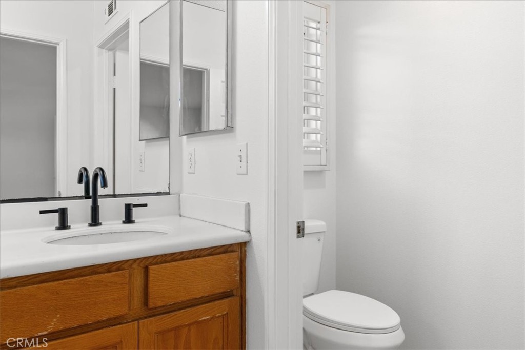 MLS #OC25251900 image #23