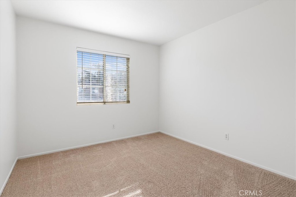 MLS #OC25251900 image #27