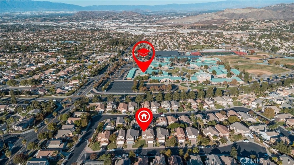 MLS #OC25251900 image #5