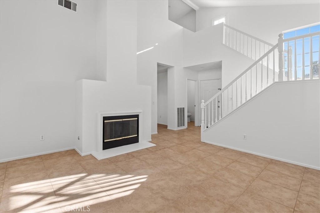 MLS #OC25251900 image #7