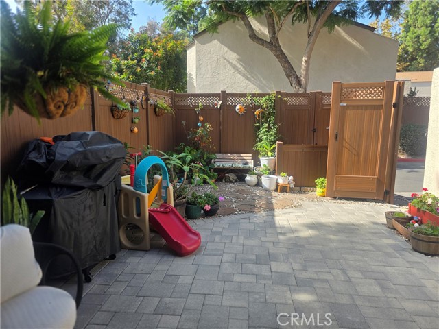 MLS #OC25251929 image #3