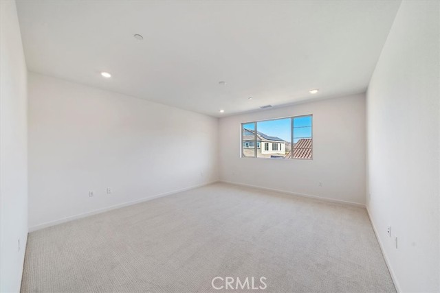 MLS #OC25251943 image #6