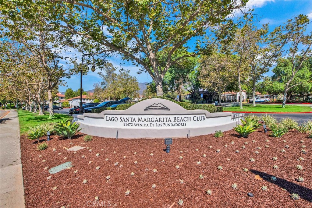 MLS #OC25251947 image #13