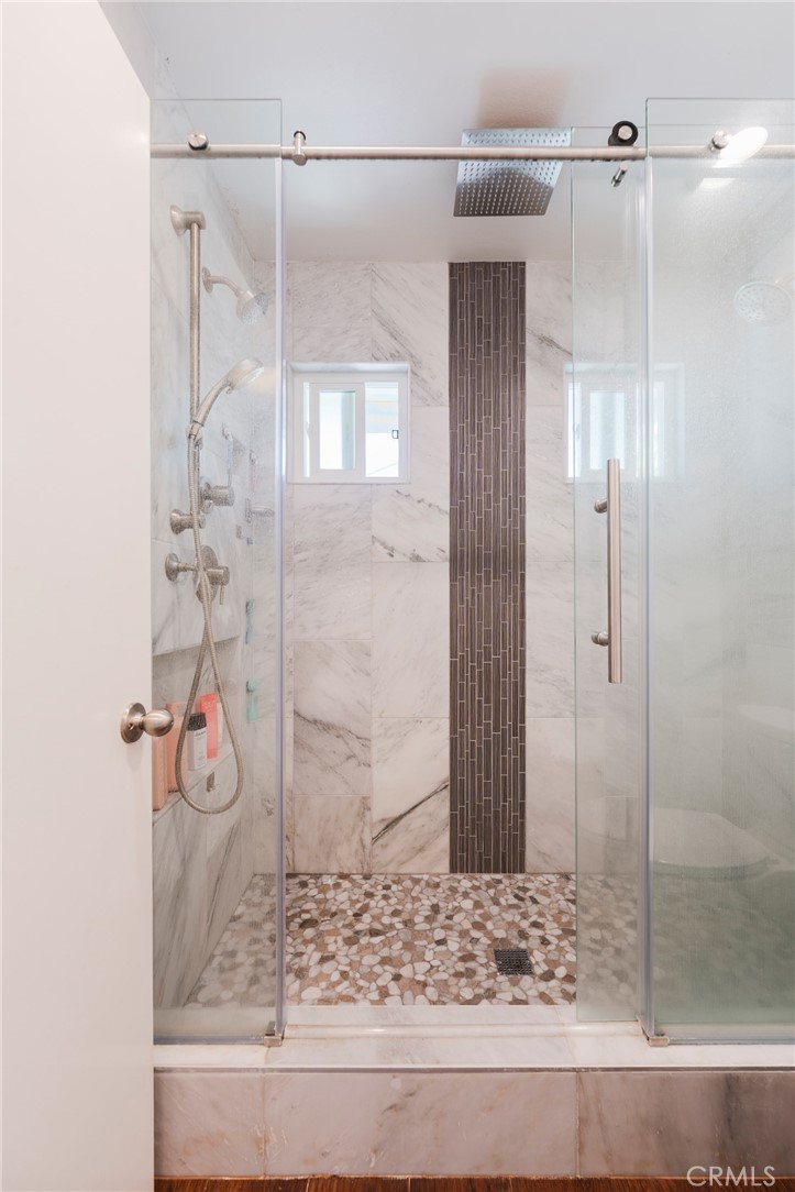 MLS #OC25251972 image #26