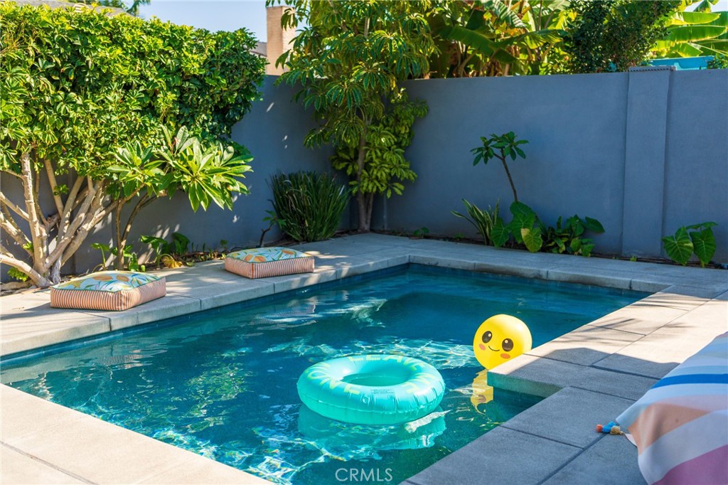 MLS #OC25251972 image #35