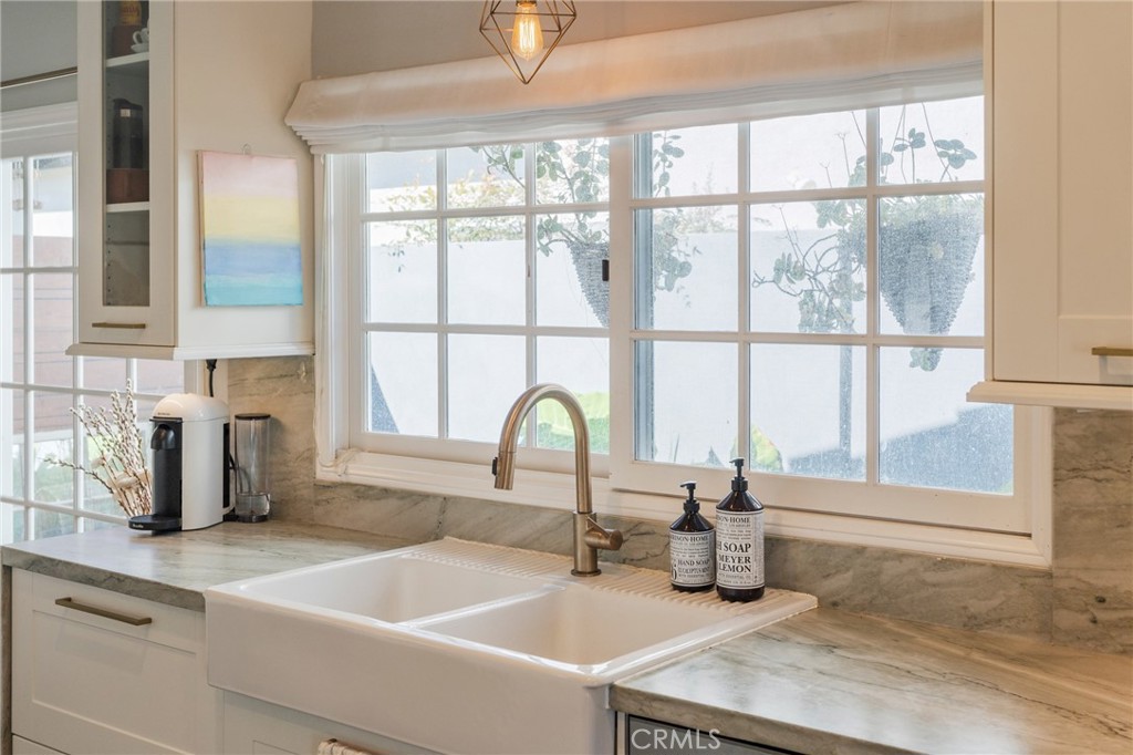 MLS #OC25251972 image #7