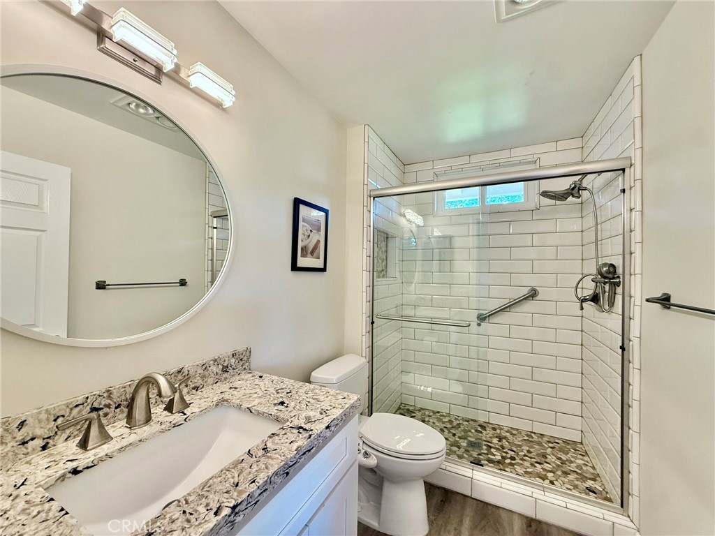 MLS #OC25252032 image #14