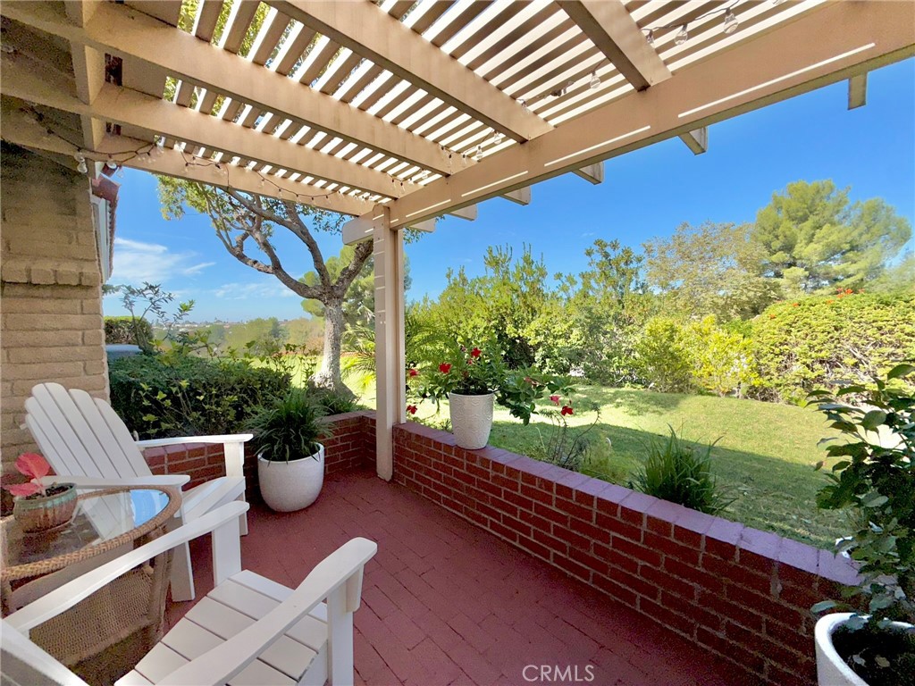 MLS #OC25252032 image #21