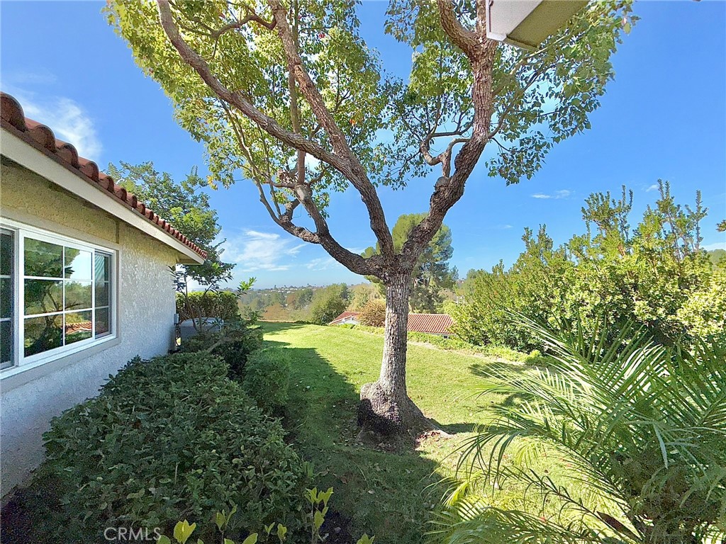 MLS #OC25252032 image #22