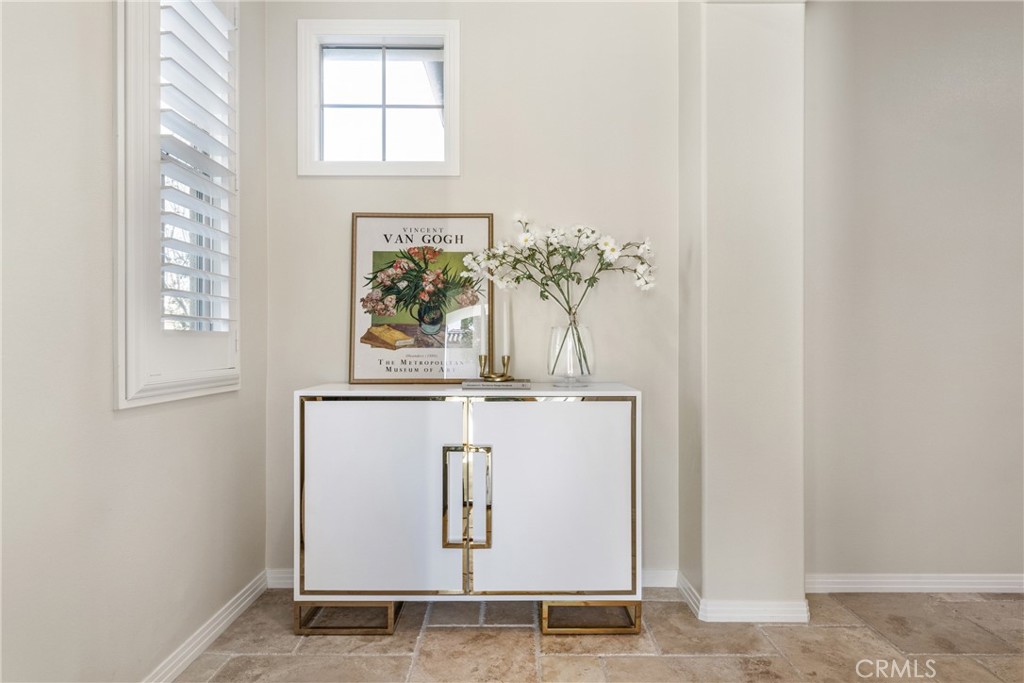 MLS #OC25252072 image #12