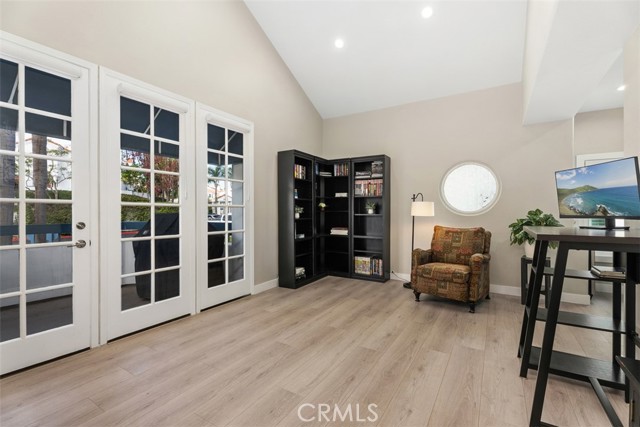 MLS #OC25252094 image #14