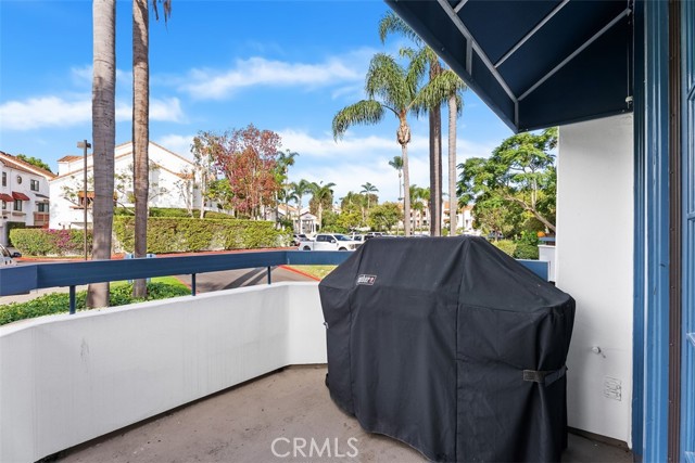 MLS #OC25252094 image #16