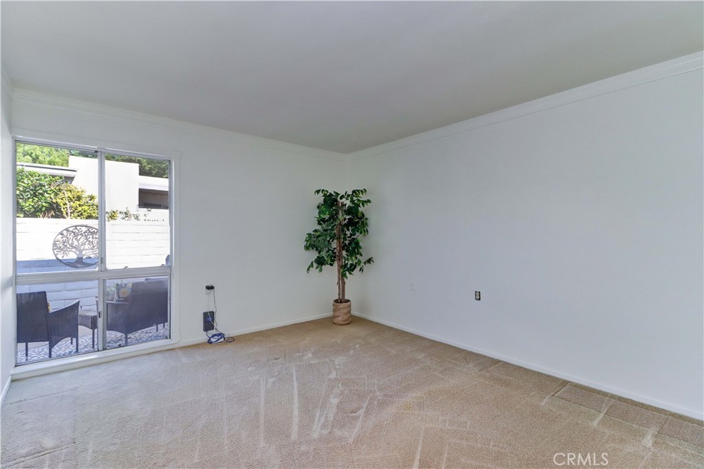 MLS #OC25252101 image #18