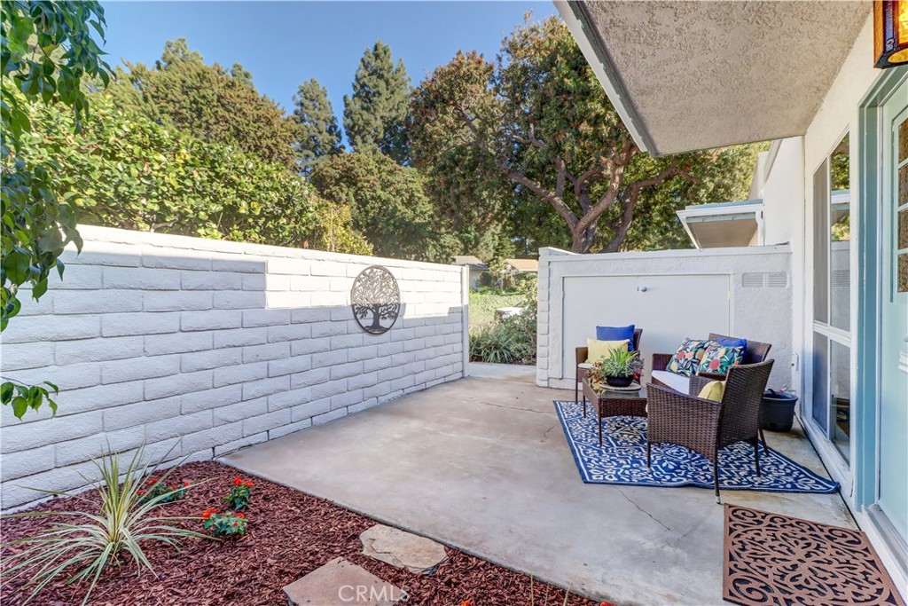 MLS #OC25252101 image #25