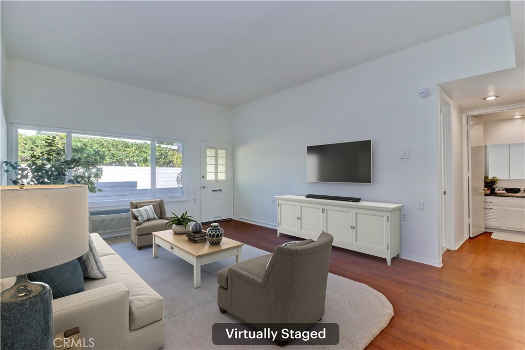 MLS #OC25252101 image #6