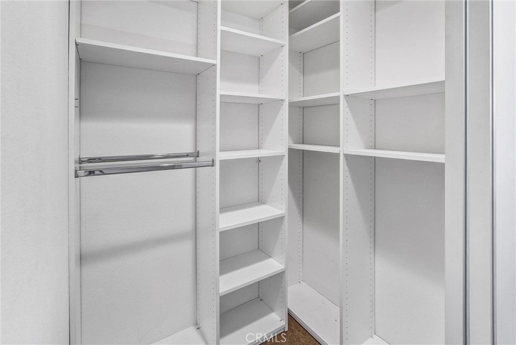 MLS #OC25252125 image #16