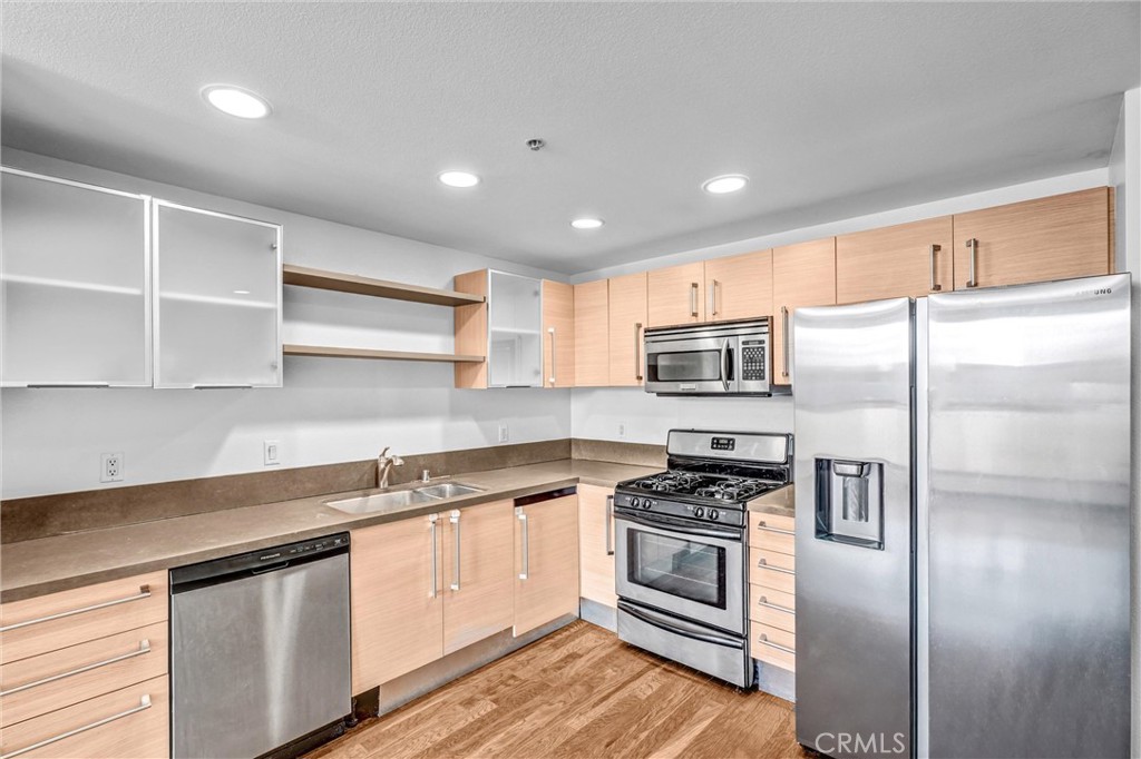 MLS #OC25252125 image #7