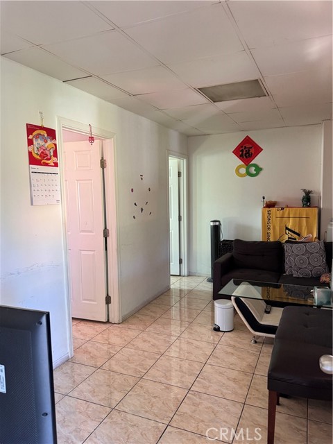 MLS #OC25252145 image #17