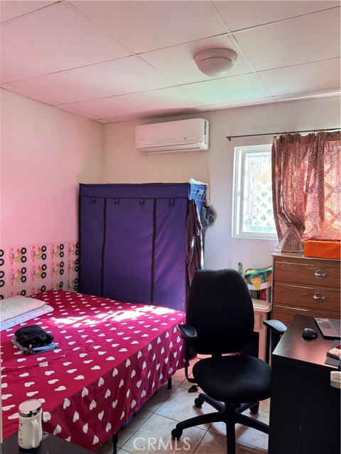 MLS #OC25252145 image #20