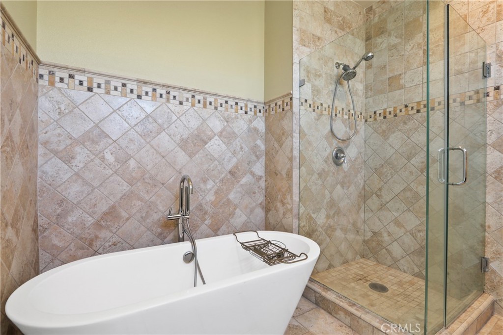 MLS #OC25252160 image #8