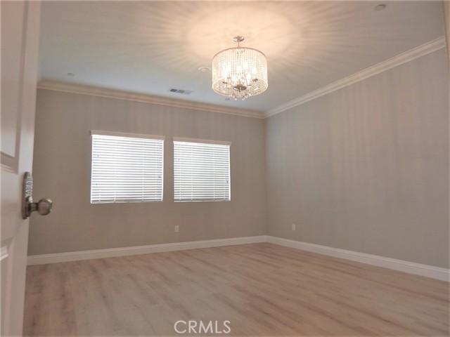 MLS #OC25252167 image #13