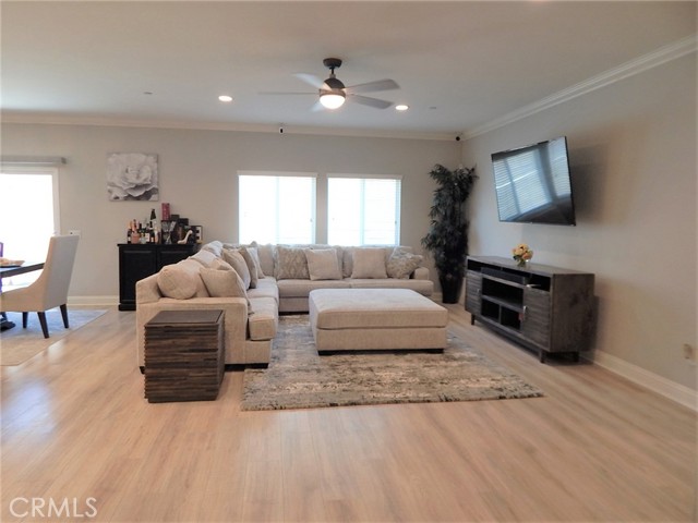 MLS #OC25252167 image #3