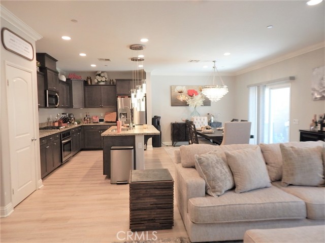 MLS #OC25252167 image #4