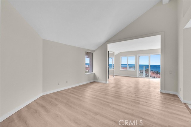 MLS #OC25252193 image #2