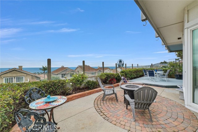 MLS #OC25252193 image #35