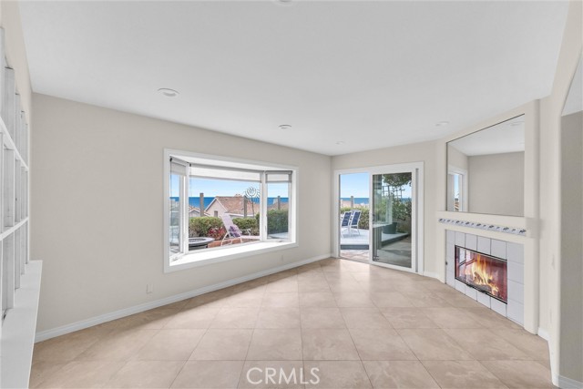 MLS #OC25252193 image #8