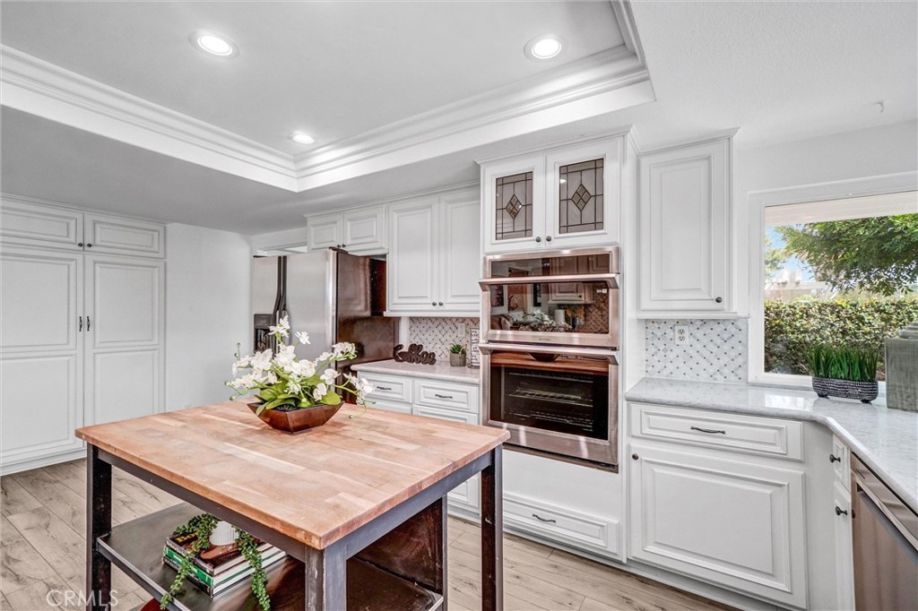 MLS #OC25252197 image #10