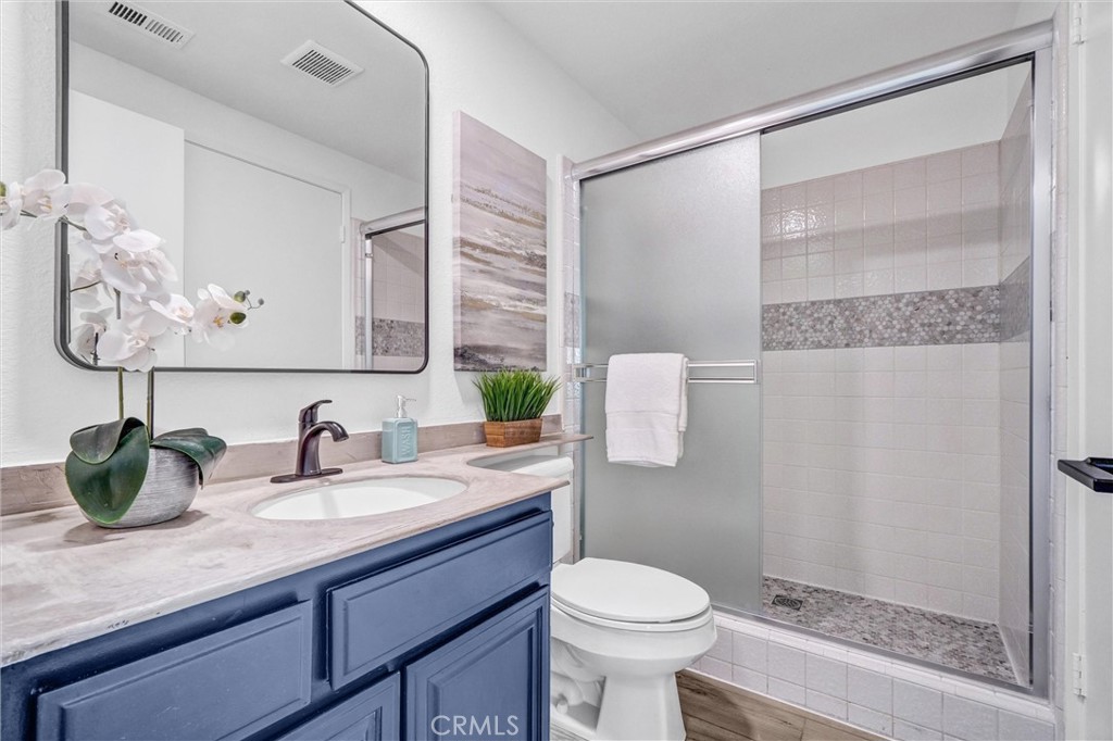 MLS #OC25252197 image #14