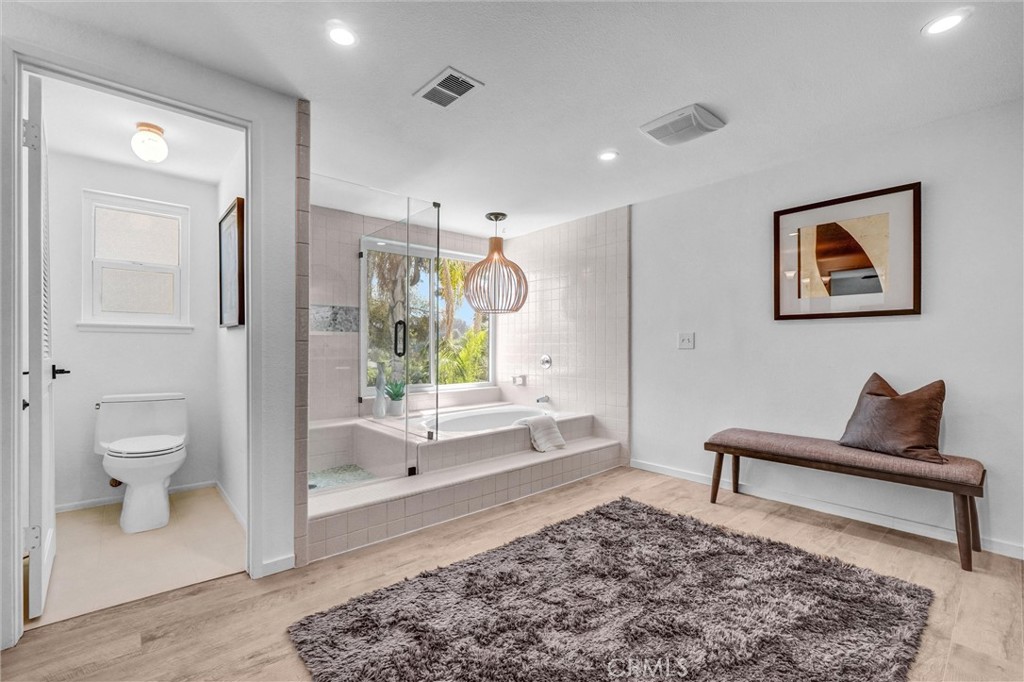 MLS #OC25252197 image #23