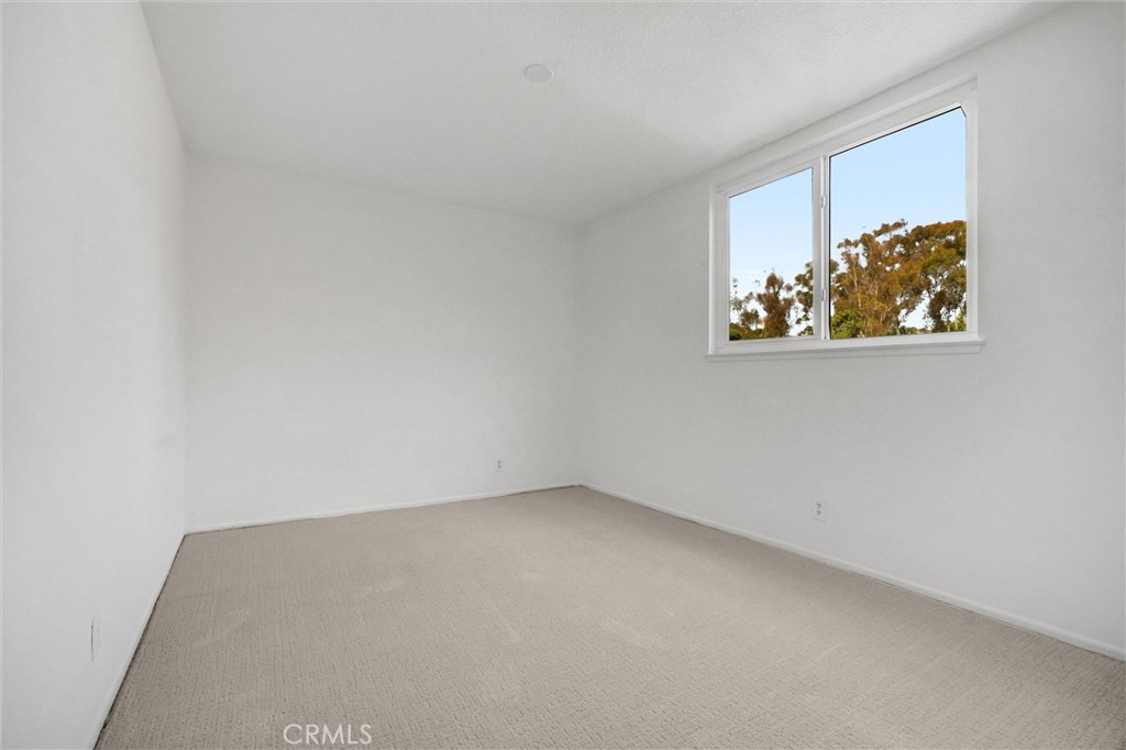 MLS #OC25252197 image #27