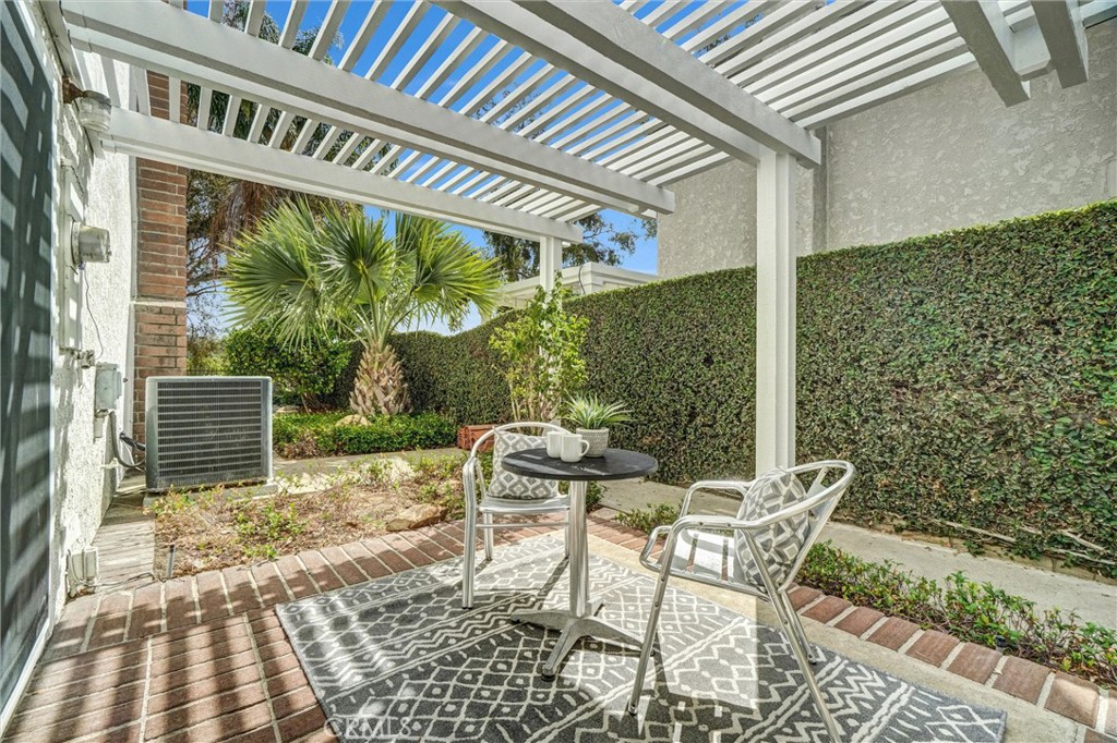 MLS #OC25252197 image #28