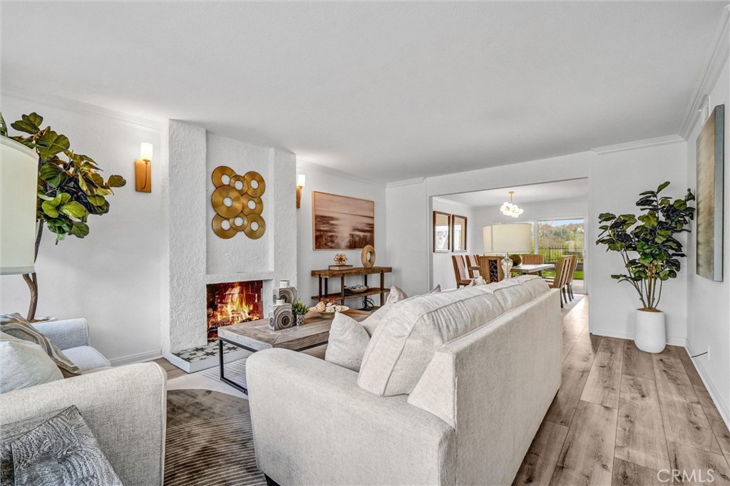 MLS #OC25252197 image #5