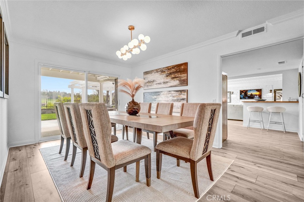 MLS #OC25252197 image #6