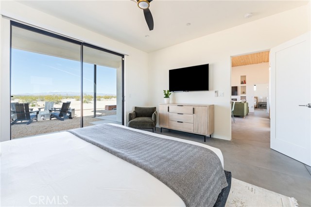 MLS #OC25252213 image #14