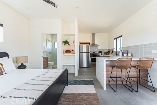 MLS #OC25252213 image #22