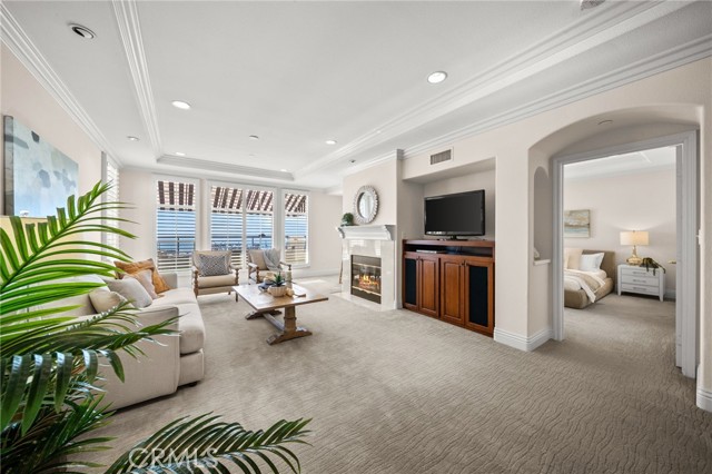 MLS #OC25252251 image #15