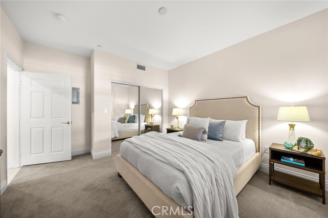 MLS #OC25252251 image #35