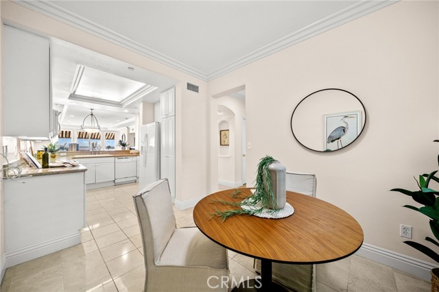 MLS #OC25252251 image #6